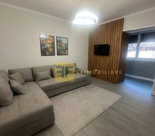 Apartament 1+1 per qera, prane shkolles se Kuqe, Tirane.