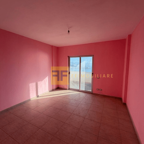 Apartament 2+1 për shitje, rruga e Portit, Durrës.