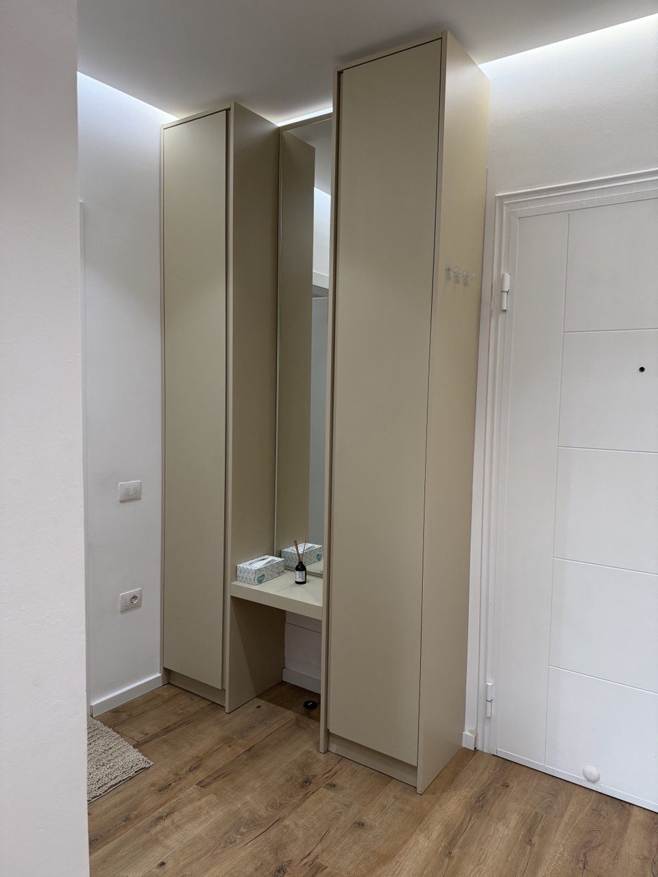 Apartament 1+1 me qera, te Fusha Aviacionit, Tiranë.