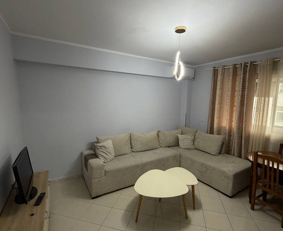 Apartament 1+1 për qera, te Pranvera, Durrës.