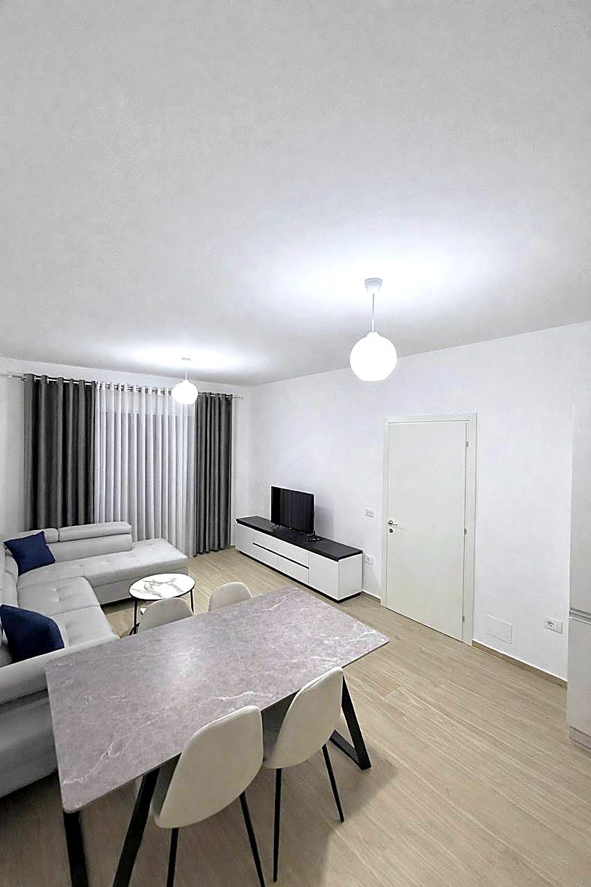 F1F6F6B7-959F-43F4-9741-1C9D5AB86D25_clean Apartament 2+1& post parkimi për qera, pranë Green City, Tiranë.