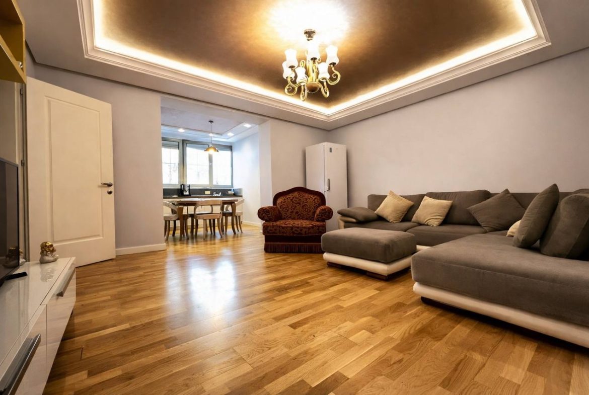 Apartament 2+1 për qera, Qendër, Tiranë.