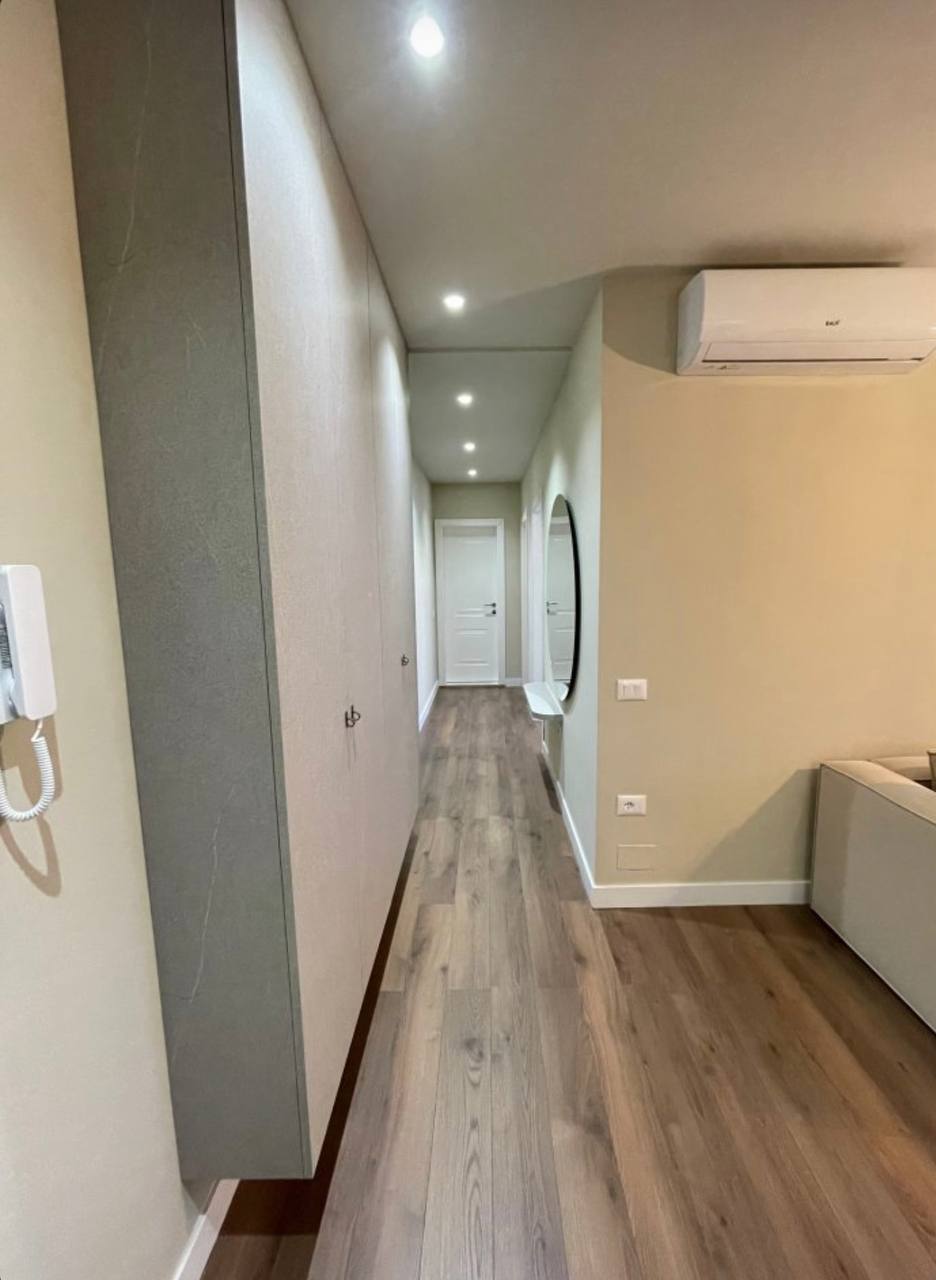 Apartament 2+1 për qera, në Selitë, Tiranë.