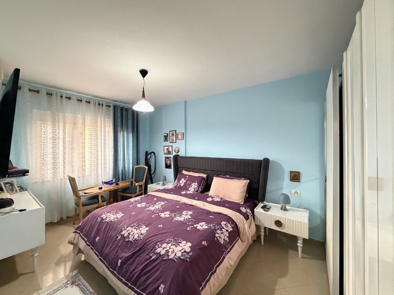 Apartament 1+1 për shitje, pranë Ambasadës Amerikane, Tiranë.
