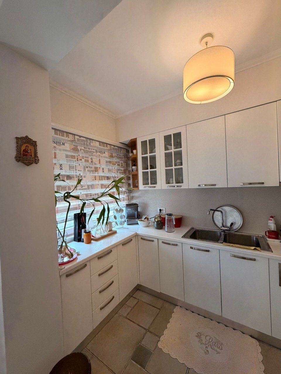 Apartament 1+1 për shitje, pranë British School, Kodra e Diellit, Tiranë.