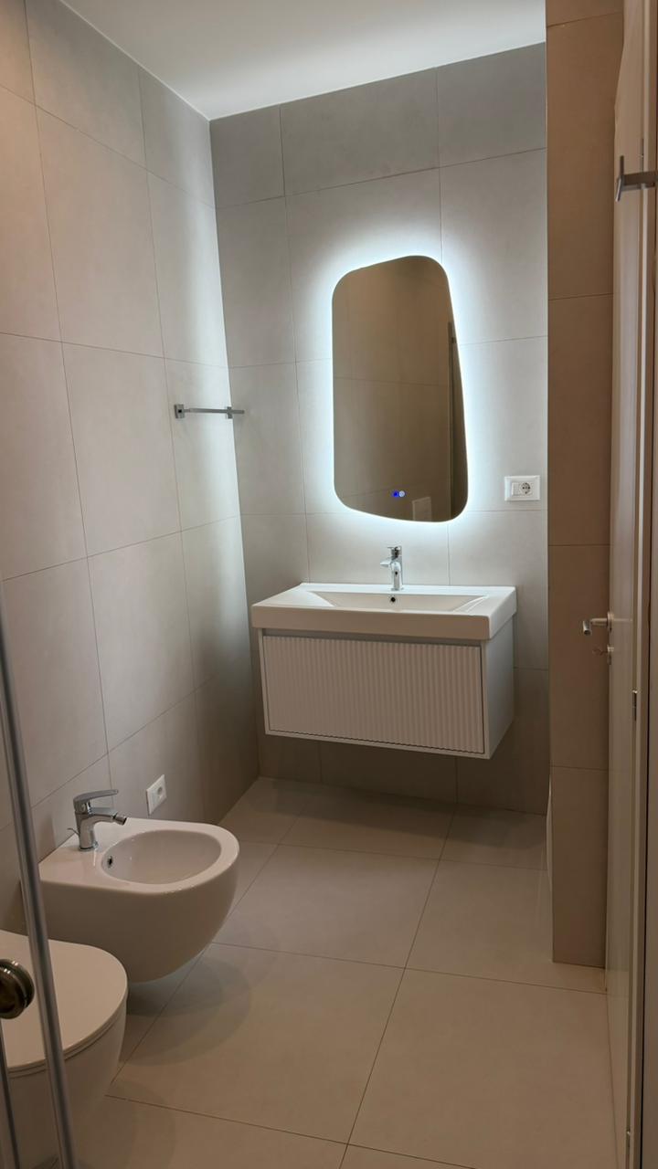 Apartament 2+1 për qera, te Green Valley Residence, Tiranë.