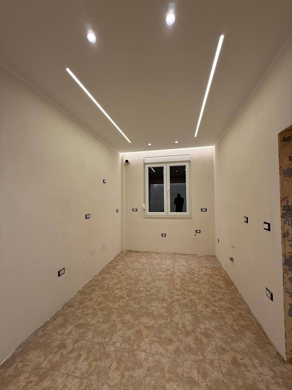 Vilë për qera, te rruga Kavajës, Garden Building, Tiranë.