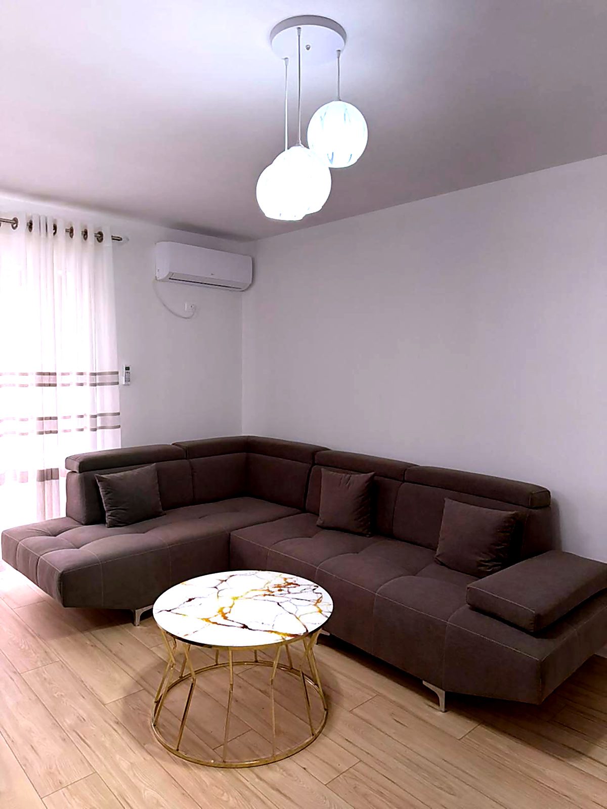 Apartament 1+1 për qera, Tiranë e Re.