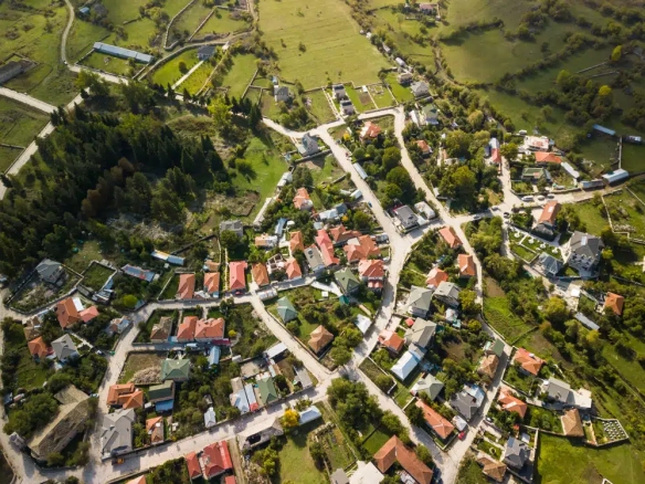 Hotel për shitje, në Voskopojë, Korçë.
