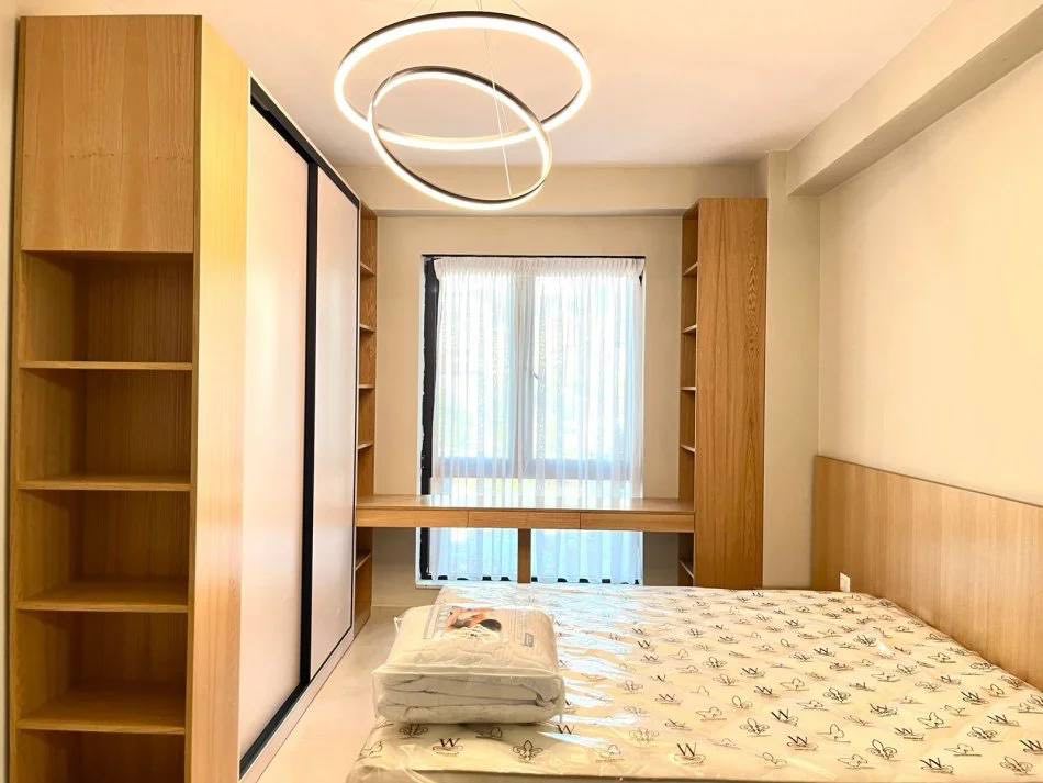 Apartament 1+1 për qera, në Myslym Shyri, Tiranë.