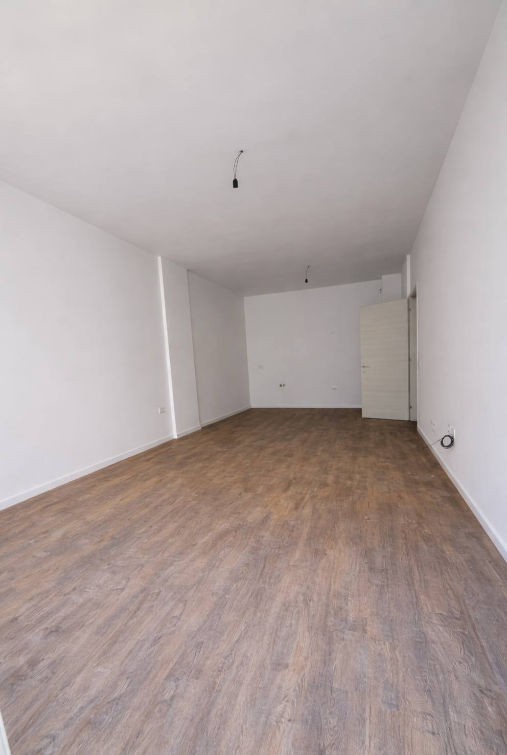 Apartament 1+1 për shitje, në rrugën Dritan Hoxha, Tiranë,