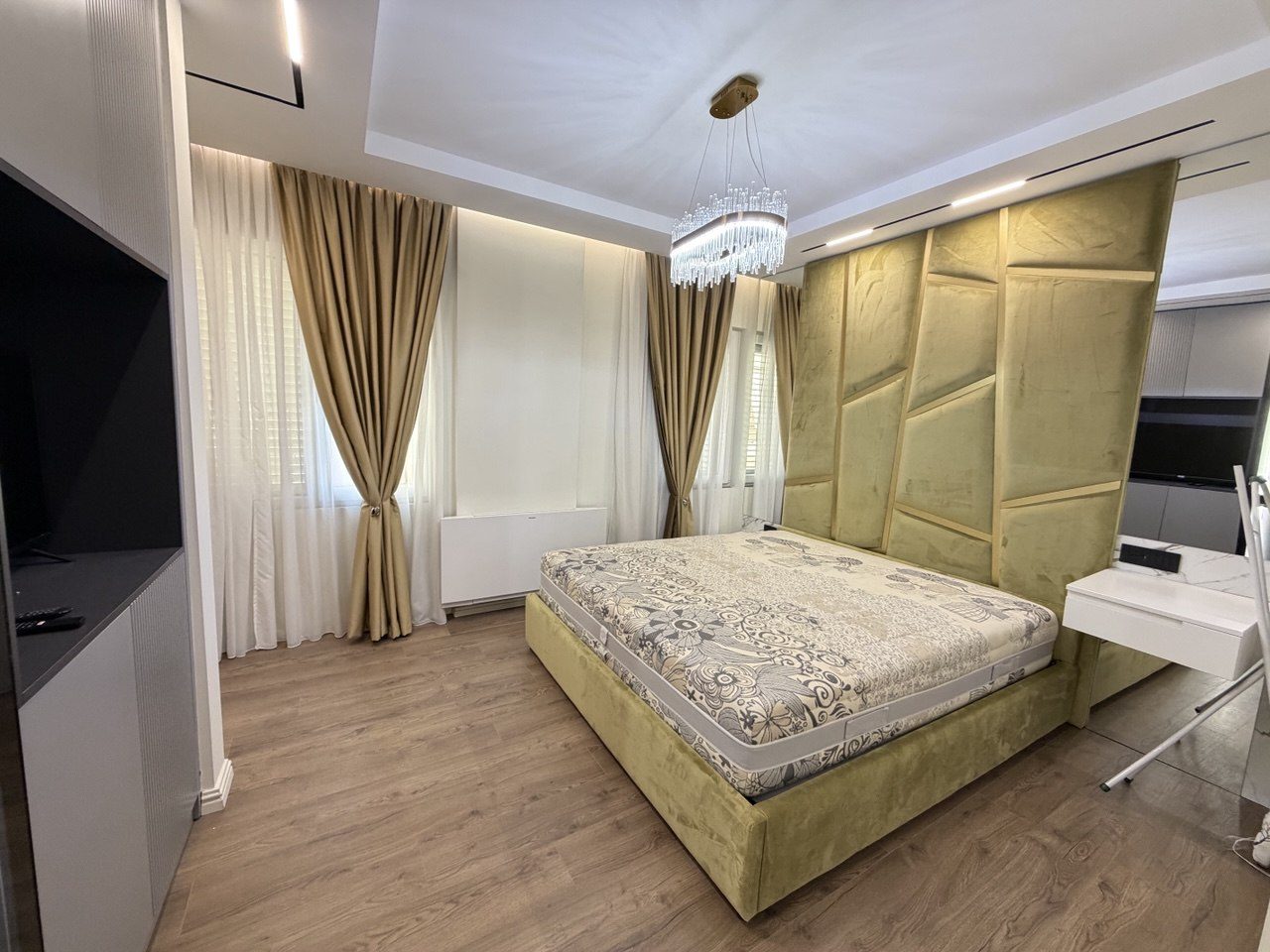 Apartament 2+1 për qera, pranë Kopshtit Zoologjik, Tiranë.