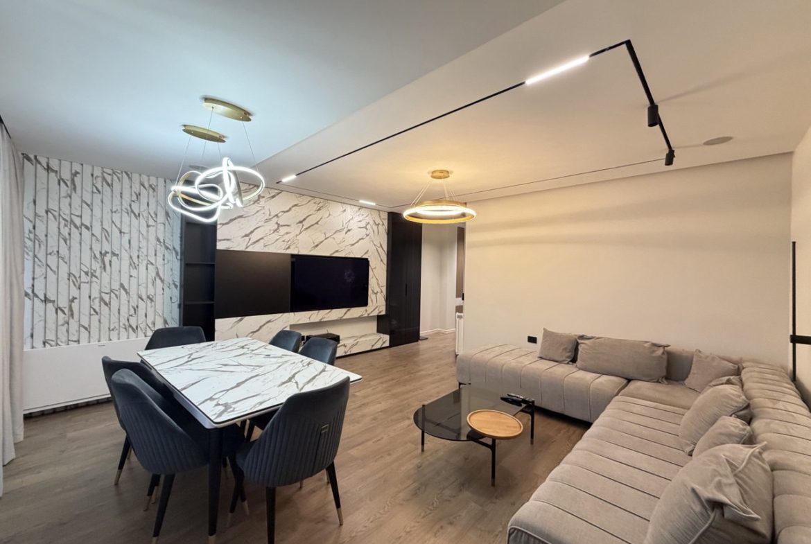 Apartament 2+1 për qera, pranë Kopshtit Zoologjik, Tiranë.
