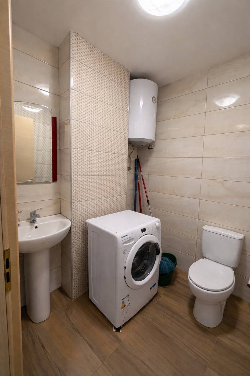 Apartament 2+1 për qera, pranë Kopshtit Zoologjik, Tiranë.