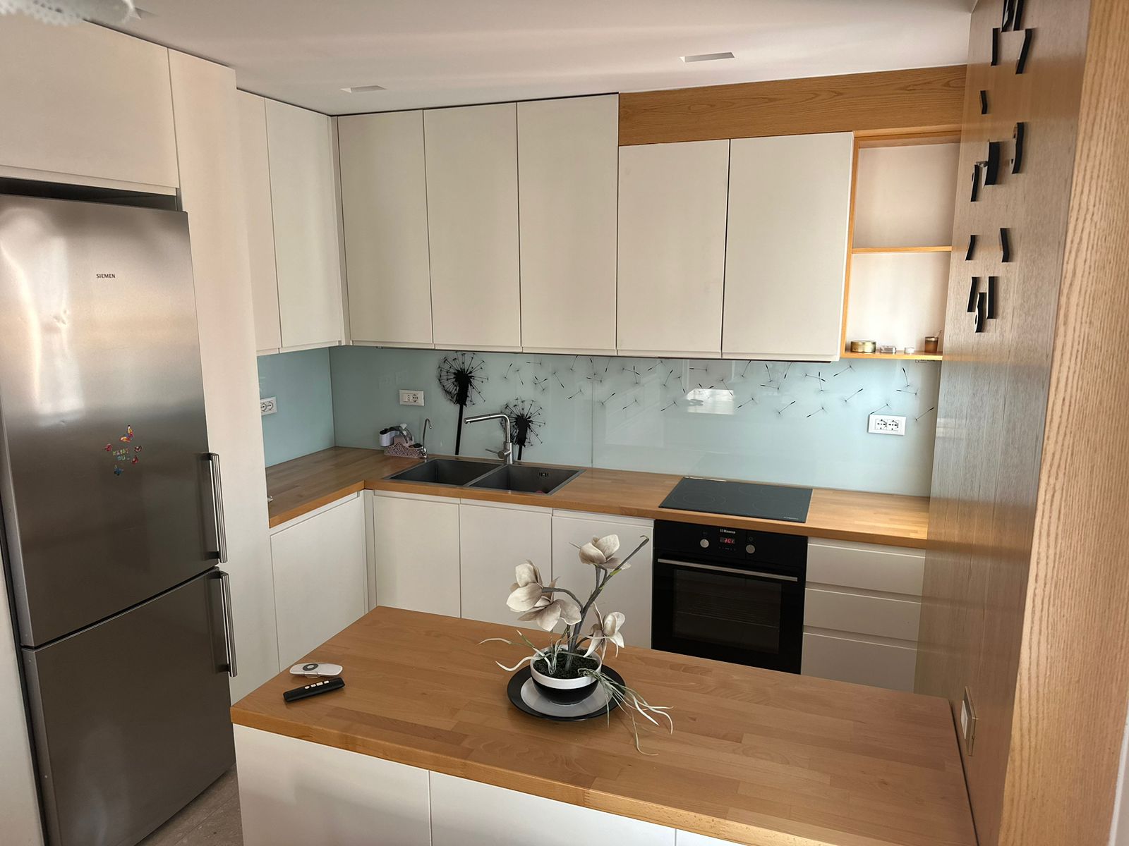 Apartament 3+1 me qera, pranë Qendrës Kristal, Tiranë.