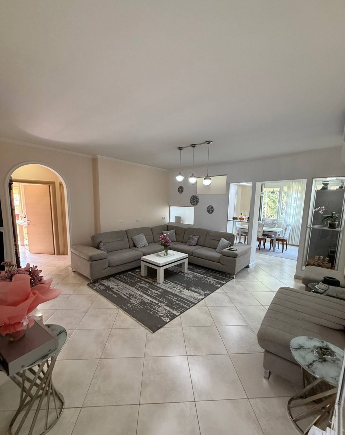 Apartament 2+1 për shitje, pranë Liqenit të Thatë, Tiranë.
