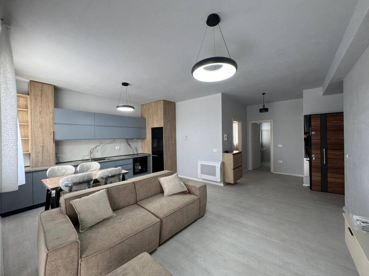 JPEG image-472E-88F4-93-0 Apartament 2+1 për qera, pranë Green City, Tiranë.