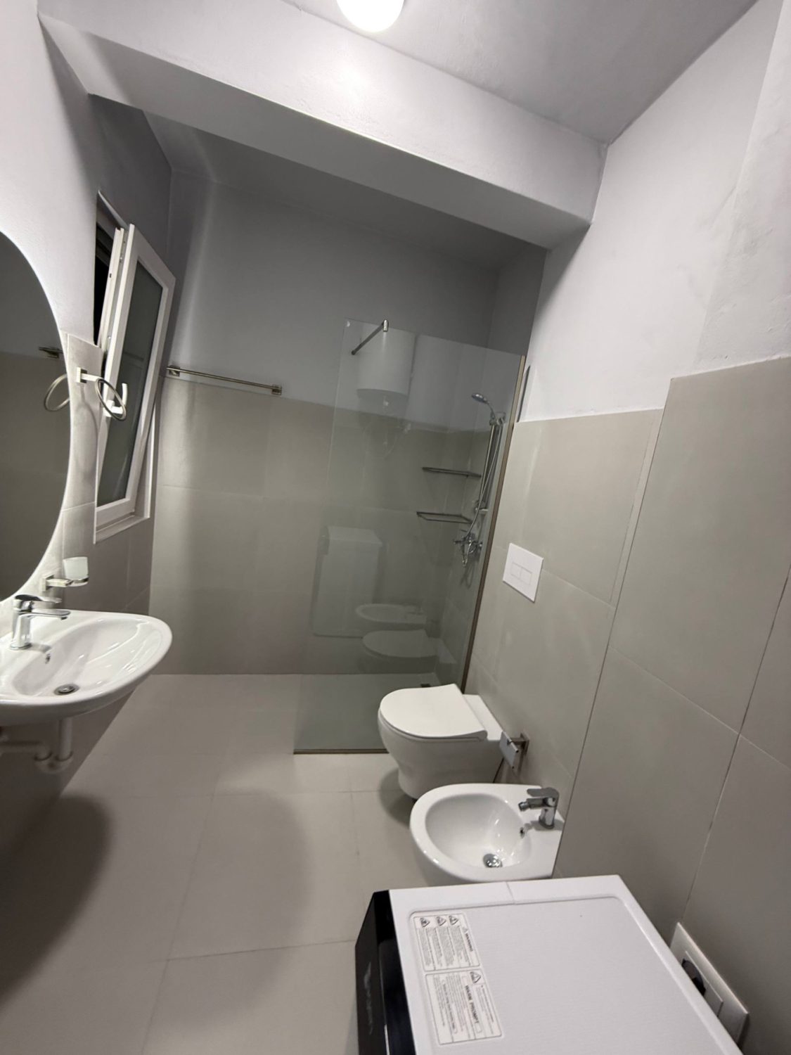 Apartament 2+1 për qera, pranë Green City, Tiranë.