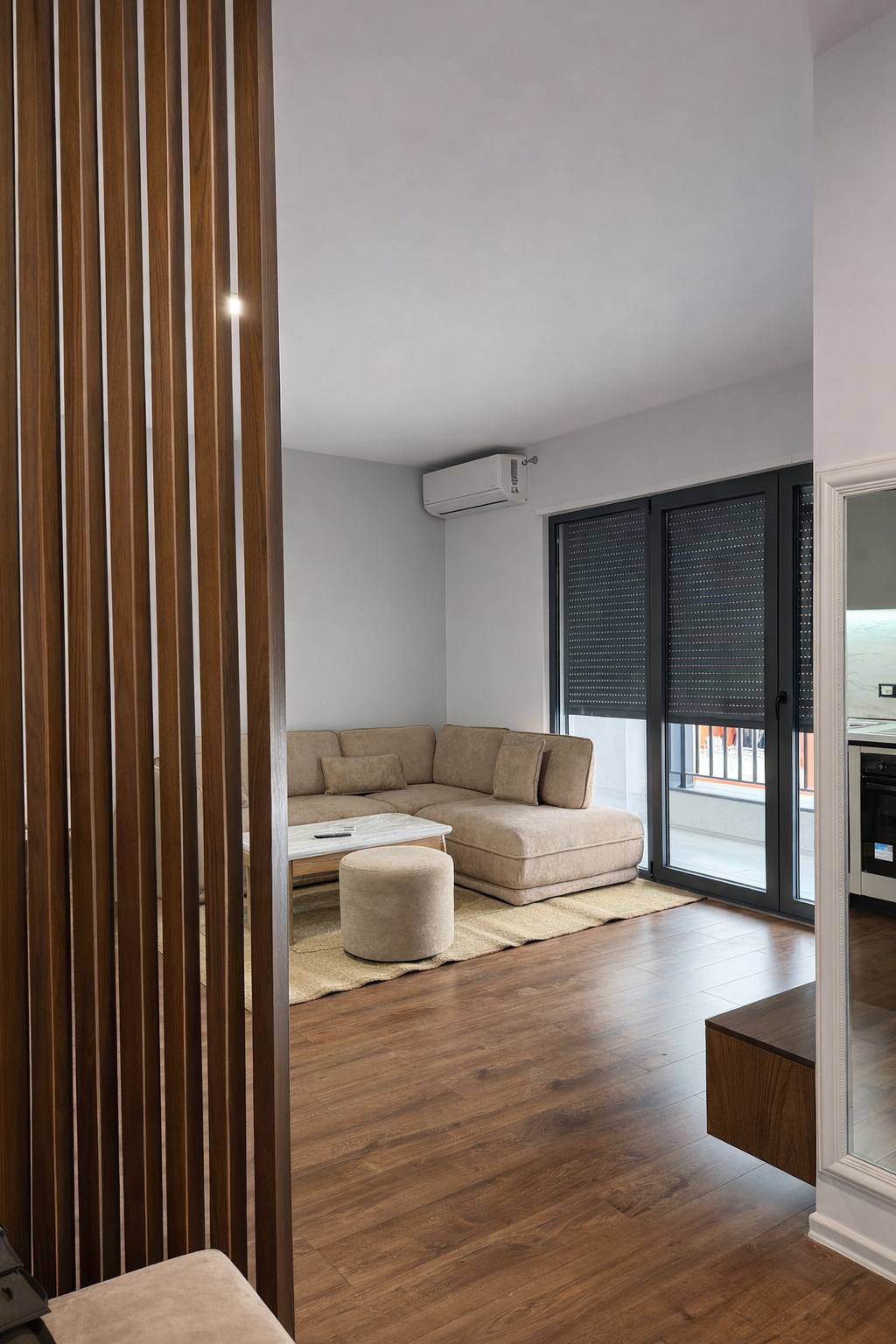 Apartament 1+1 me qera, Bulevardi i Ri, Tiranë.
