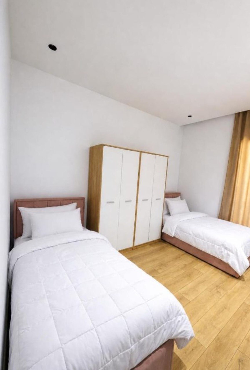 Apartament 2+1 për qera, te Square 21, Tiranë.