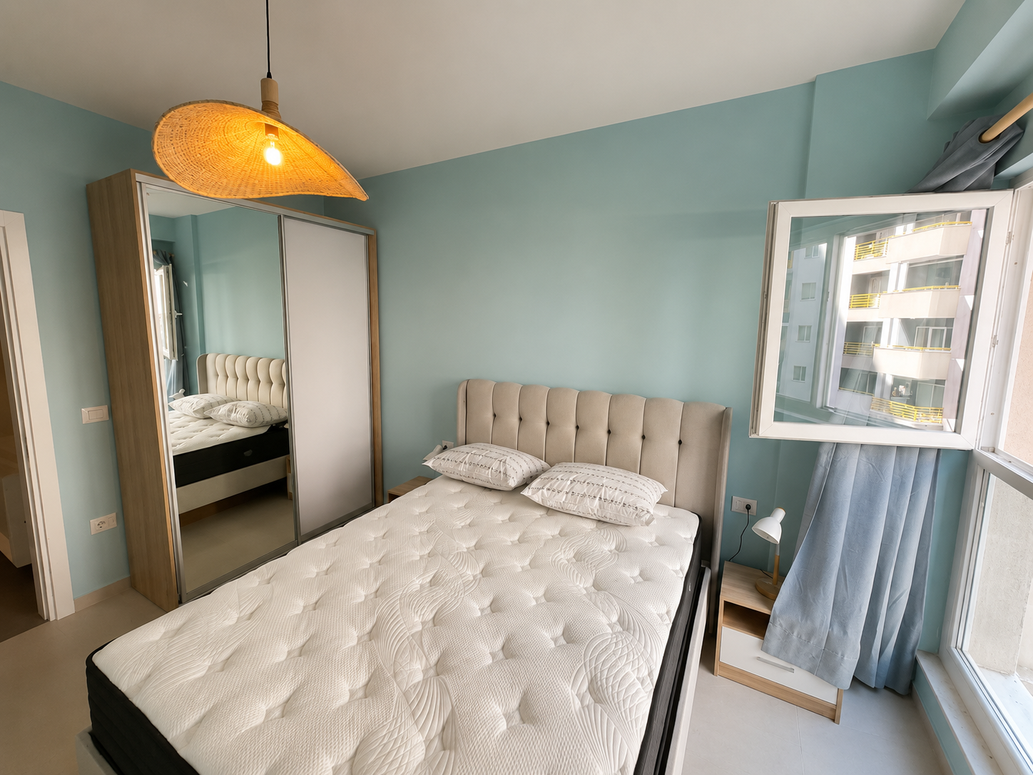 Apartament 1+1 për qera, te Aura Residence, Tiranë.