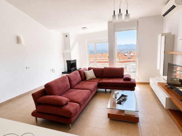 Apartament 2+1 për qera, te Rezidenca Kodra e Diellit, Tiranë.