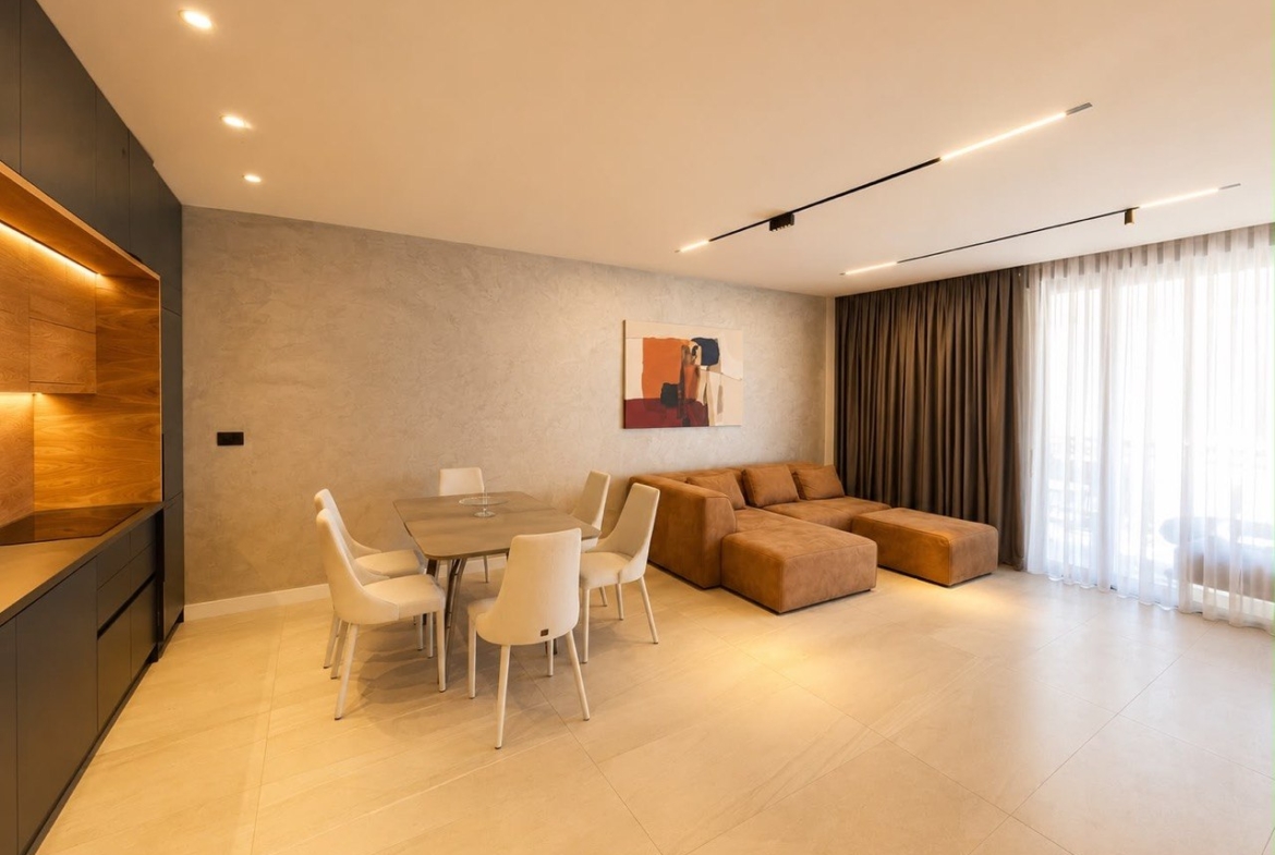 Apartament 3+1 për shitje, në Drimadhes.