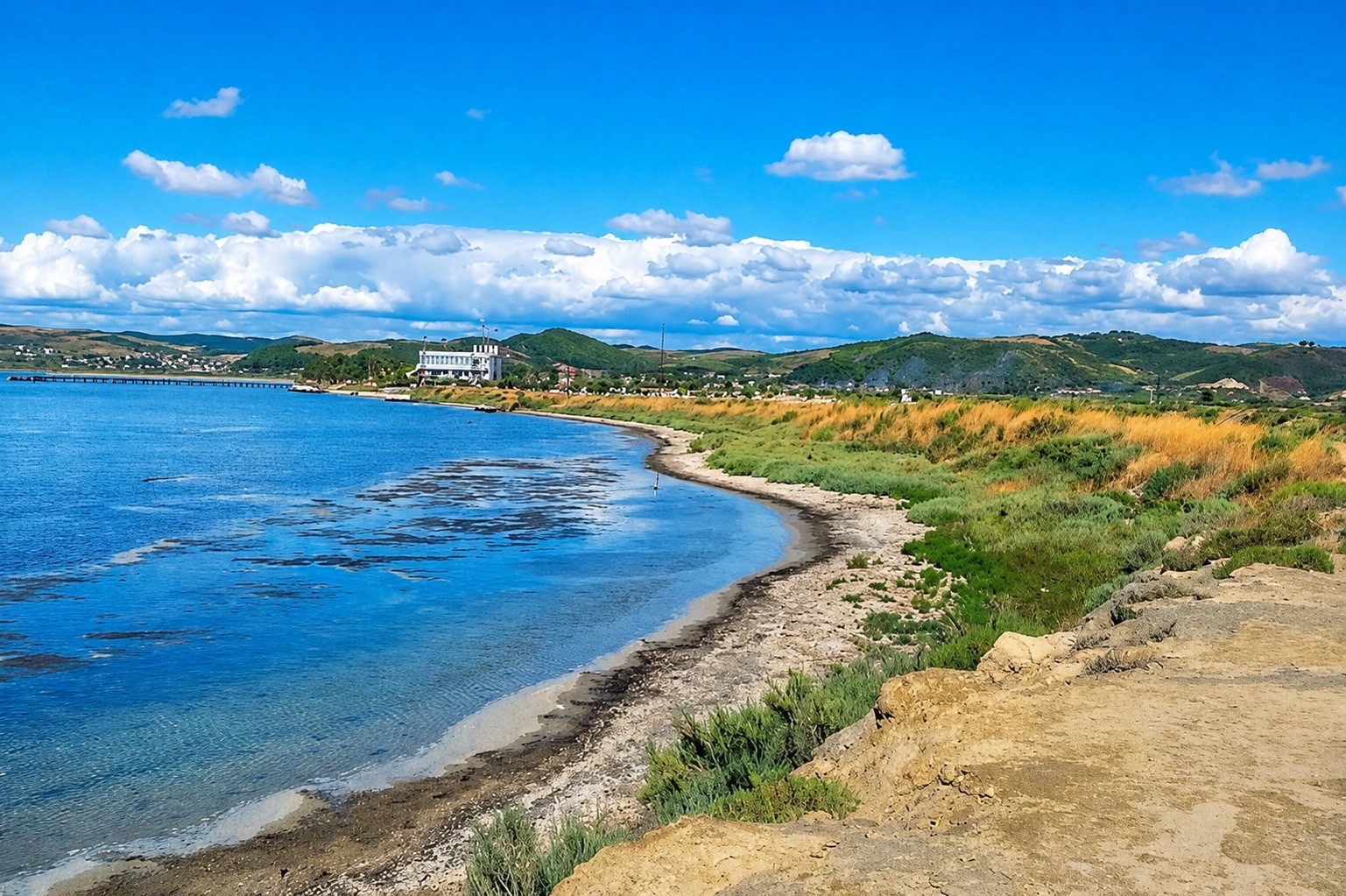 Tokë për shitje, në Darëzezë.