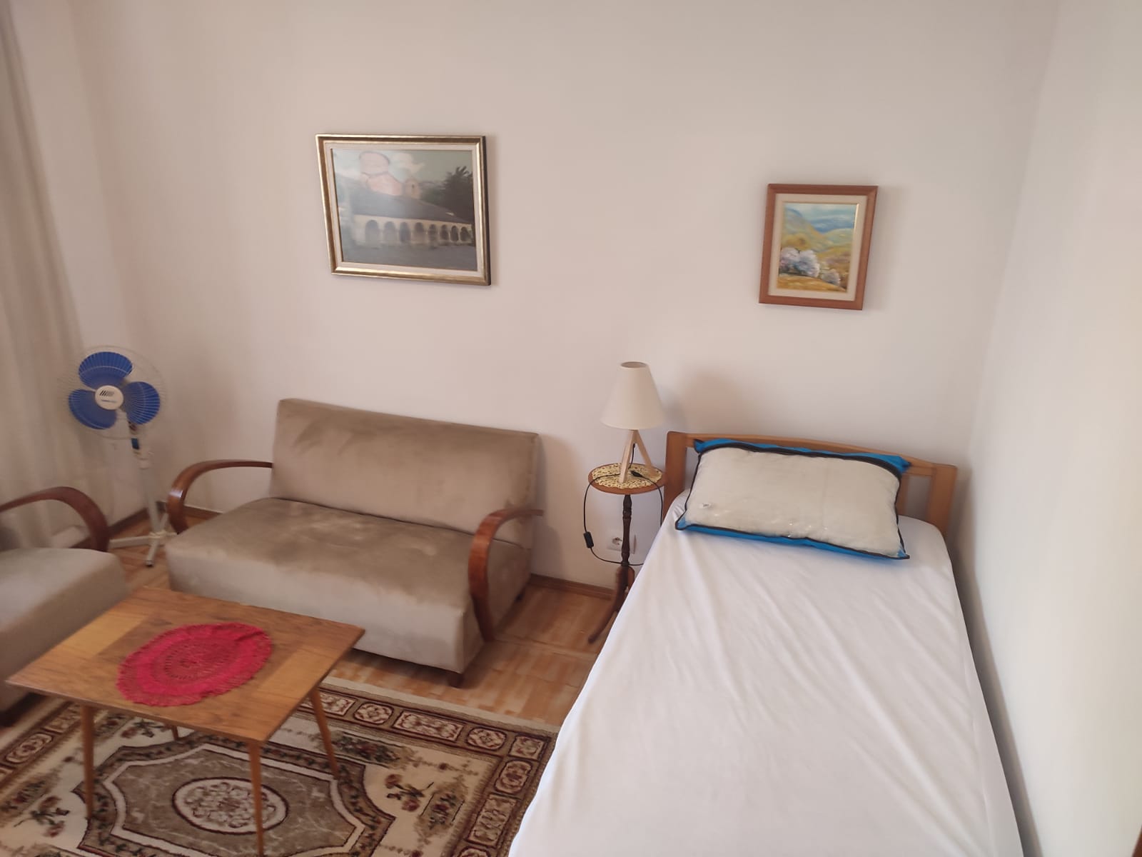 Apartament 3+1 për qera, pranë Ministrisë së Drejtësisë, Tiranë.