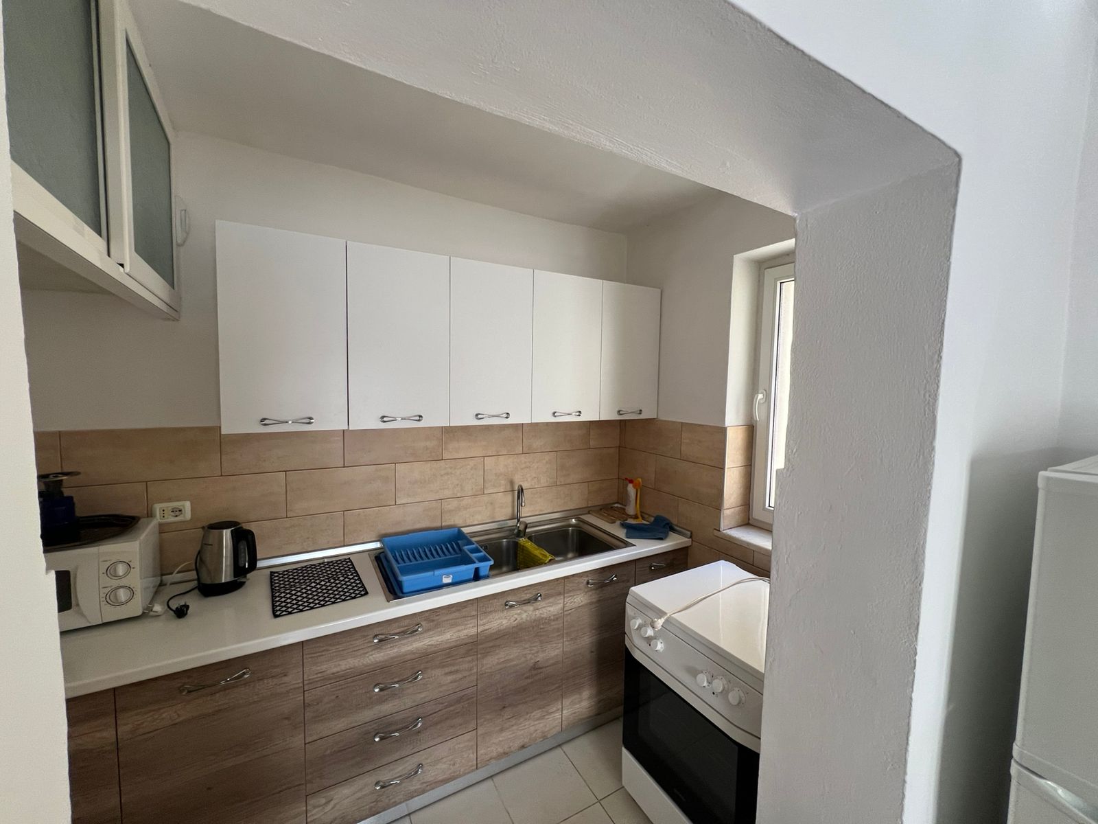 Apartament 3+1 për qera, pranë Ministrisë së Drejtësisë, Tiranë.