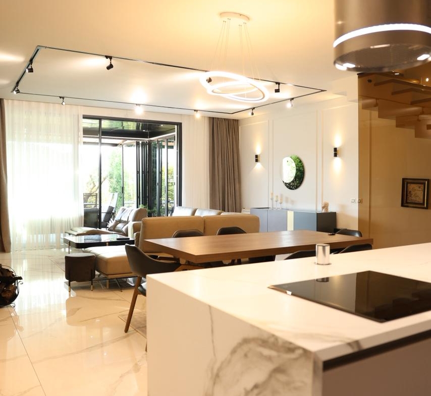 Vilë për shitje, te Mandarine Drive Luxury Living, Tiranë.