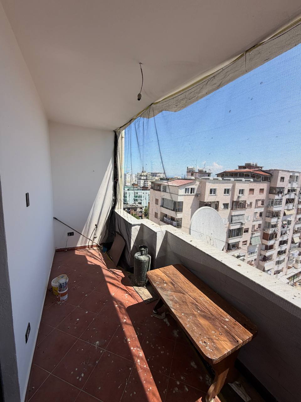 Apartament 2+1 për shitje, te Markata, Durrës.