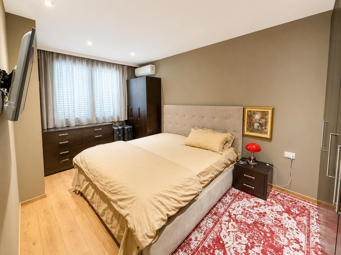 Apartament 3+1 për shitje, te Ish-Ekspozita, Tiranë.