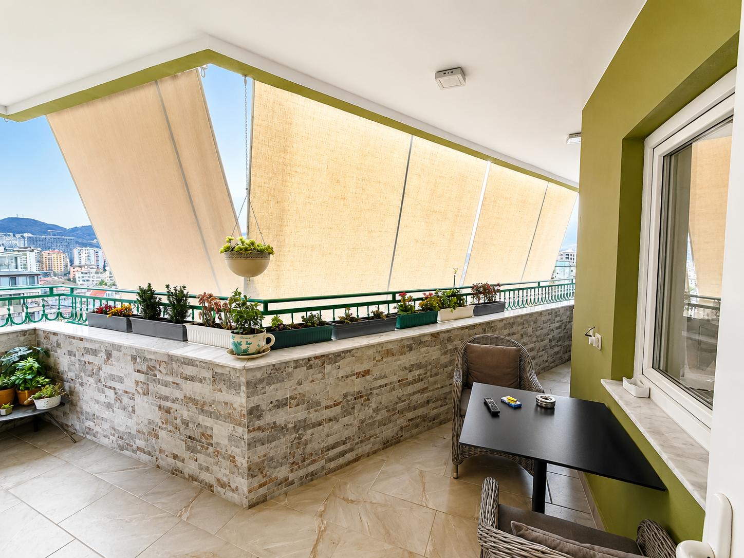 Apartament 3+1 për shitje, te Ish-Ekspozita, Tiranë.