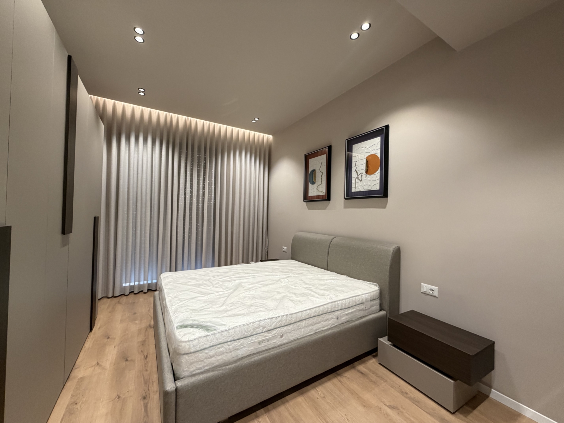 Apartament 2+1 për qera, në kompleksin Delijorgji, Tiranë.