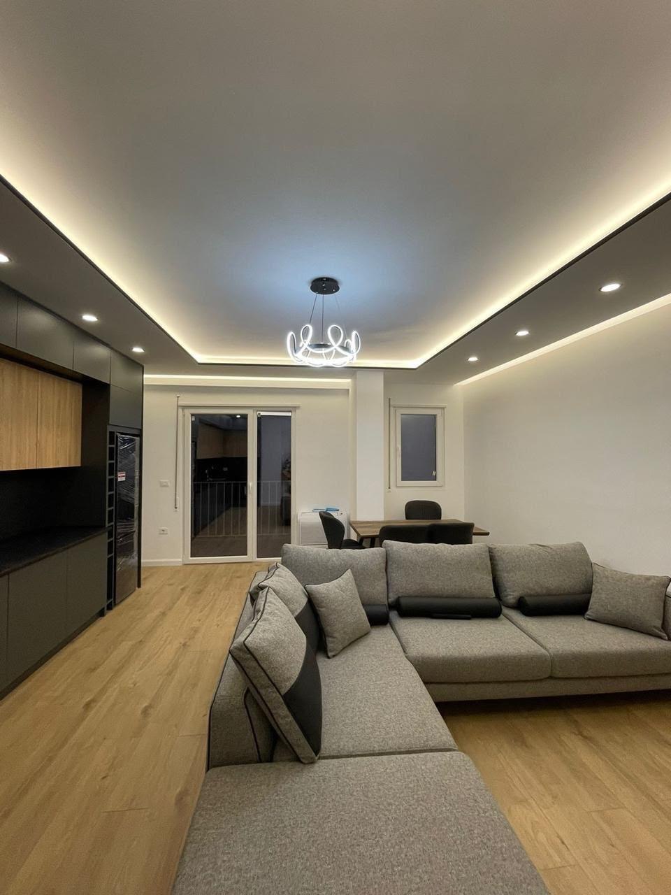 Apartament 2+1 me verandë 42 m² në shitje në Astir, Tiranë.