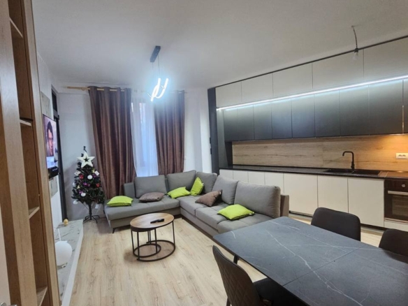 Apartament 2+1 për qera, pranë Kopshtit Zoologjik, Tiranë.