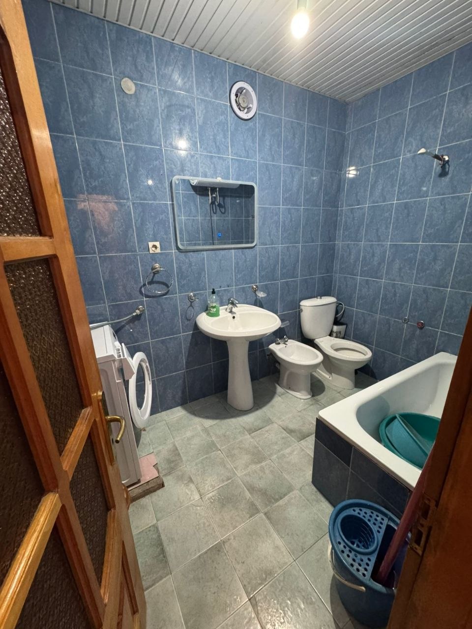 Apartament 1+1 për qera, pranë Stacionit të Trenit, Tiranë.