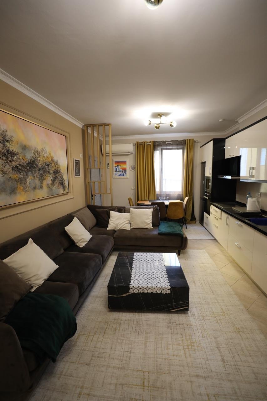 Apartament 2+1 për qera, te Kodra Diellit, Tiranë.