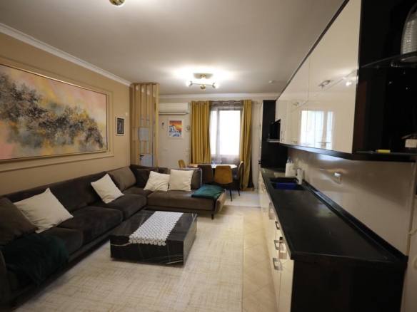Apartament 2+1 për qera, te Kodra Diellit, Tiranë.
