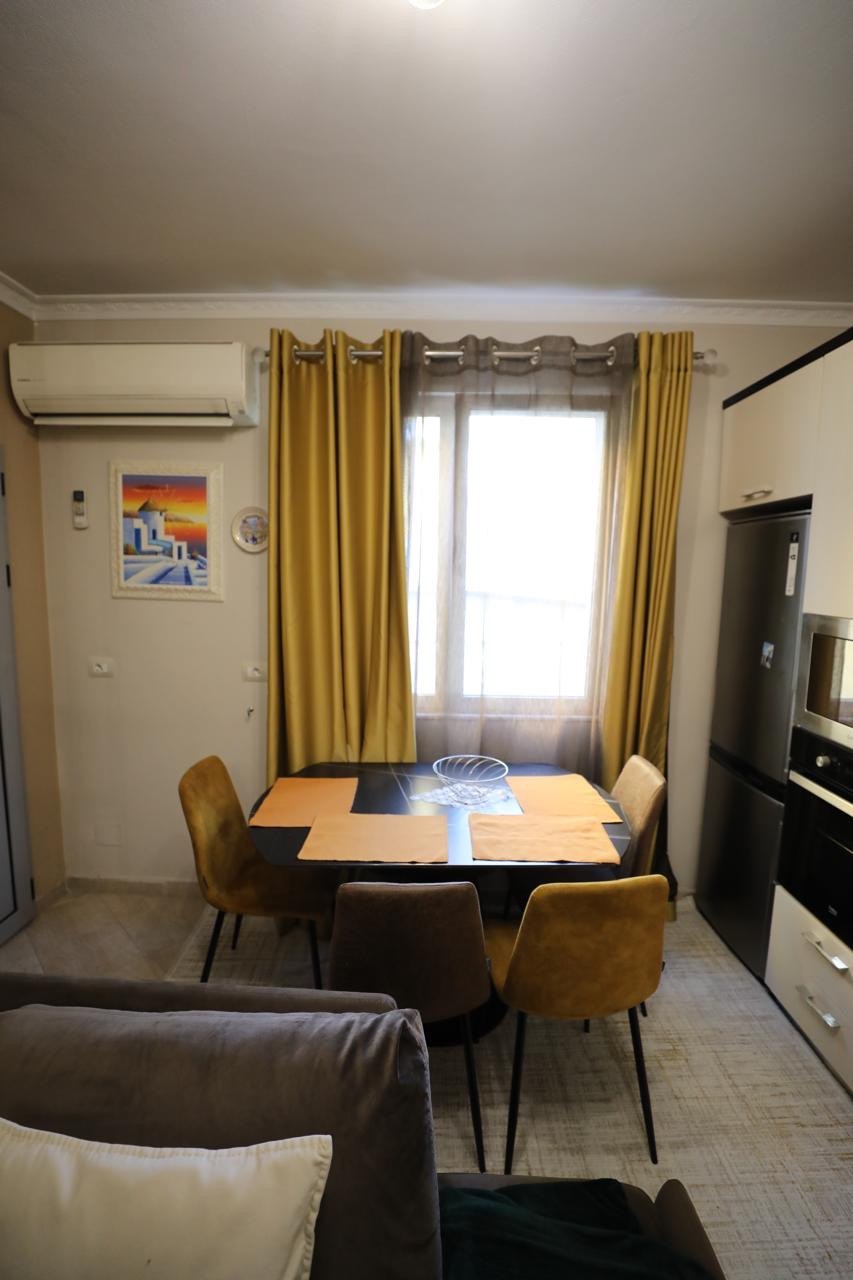 Apartament 2+1 për qera, te Kodra Diellit, Tiranë.