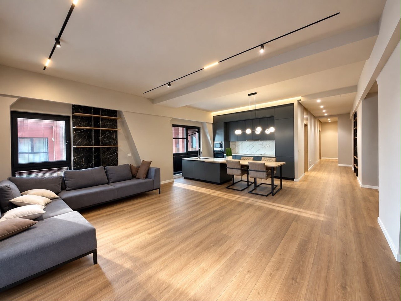 Apartament 2+1 për shitje, në Garden Building, rruga Kavajës, Tiranë.