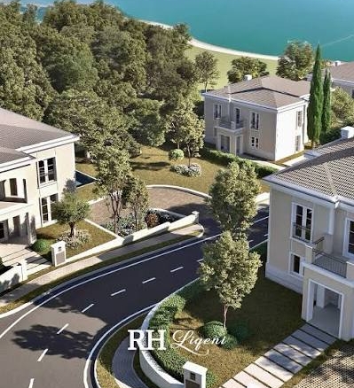 Vilë për shitje, te Rolling Hills Liqeni, Tiranë.